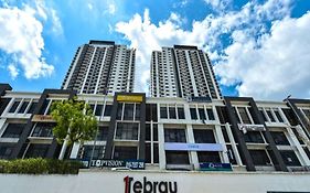1 Tebrau Residences- Economy Friendly By Rr Jbcity